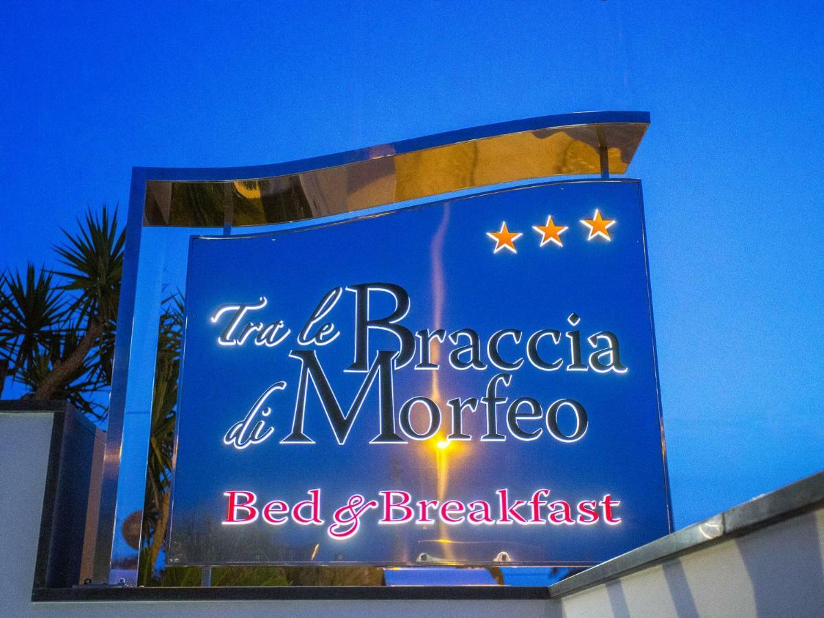 Bed and Breakfast Tra Le Braccia Di Morfeo Terrasini Exterior foto